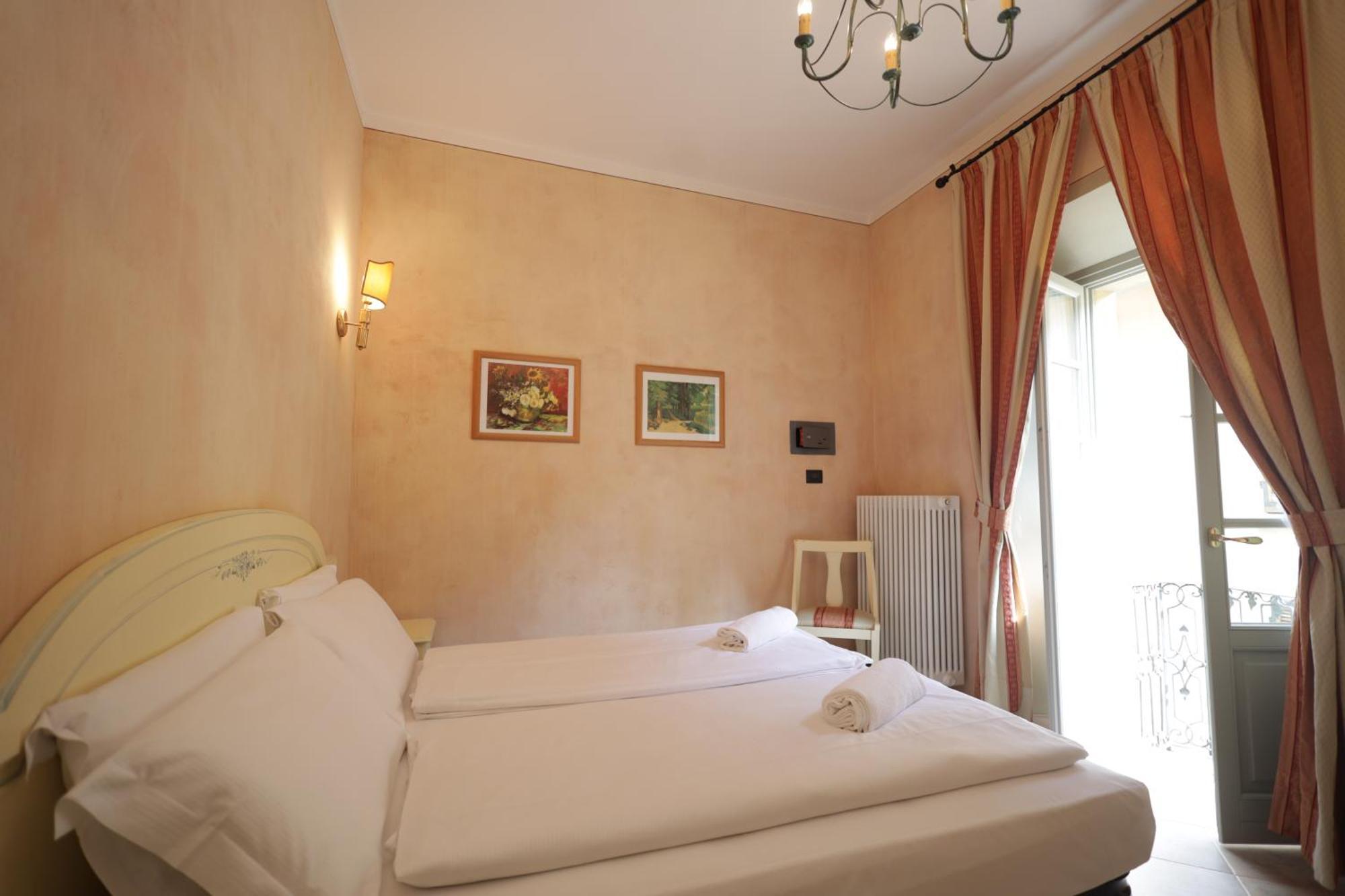 Hotel Il Portico By Lvg Hotel Collection Cannobio Exterior foto